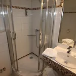 Zur Schoenen Aussicht Hotell 3*