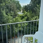 Hotell Zur Schoenen Aussicht 3*