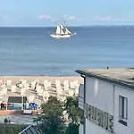 Zur Schoenen Aussicht 3*