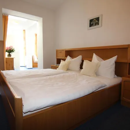 Zur Schönen Aussicht Hotel