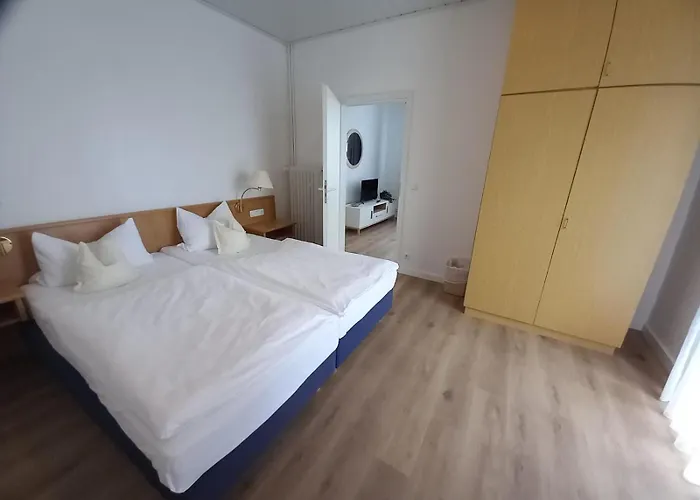 Zur Schoenen Aussicht